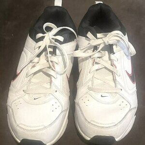 Nike Sneakers Mens White Navy Red 9.5 W Defy All Day University 2021 Wide Width